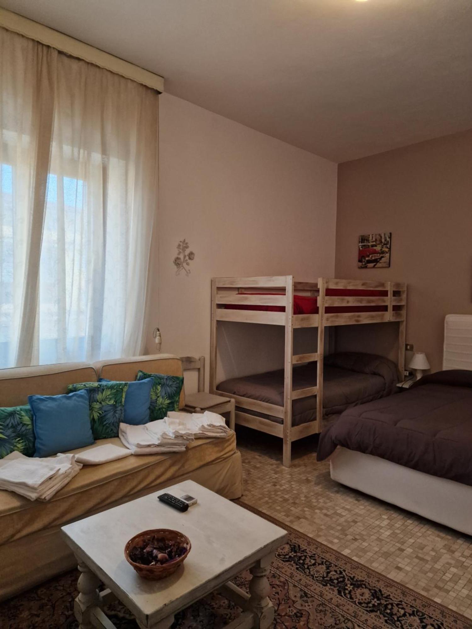 Camere Le Margherite Olbia Eksteriør billede