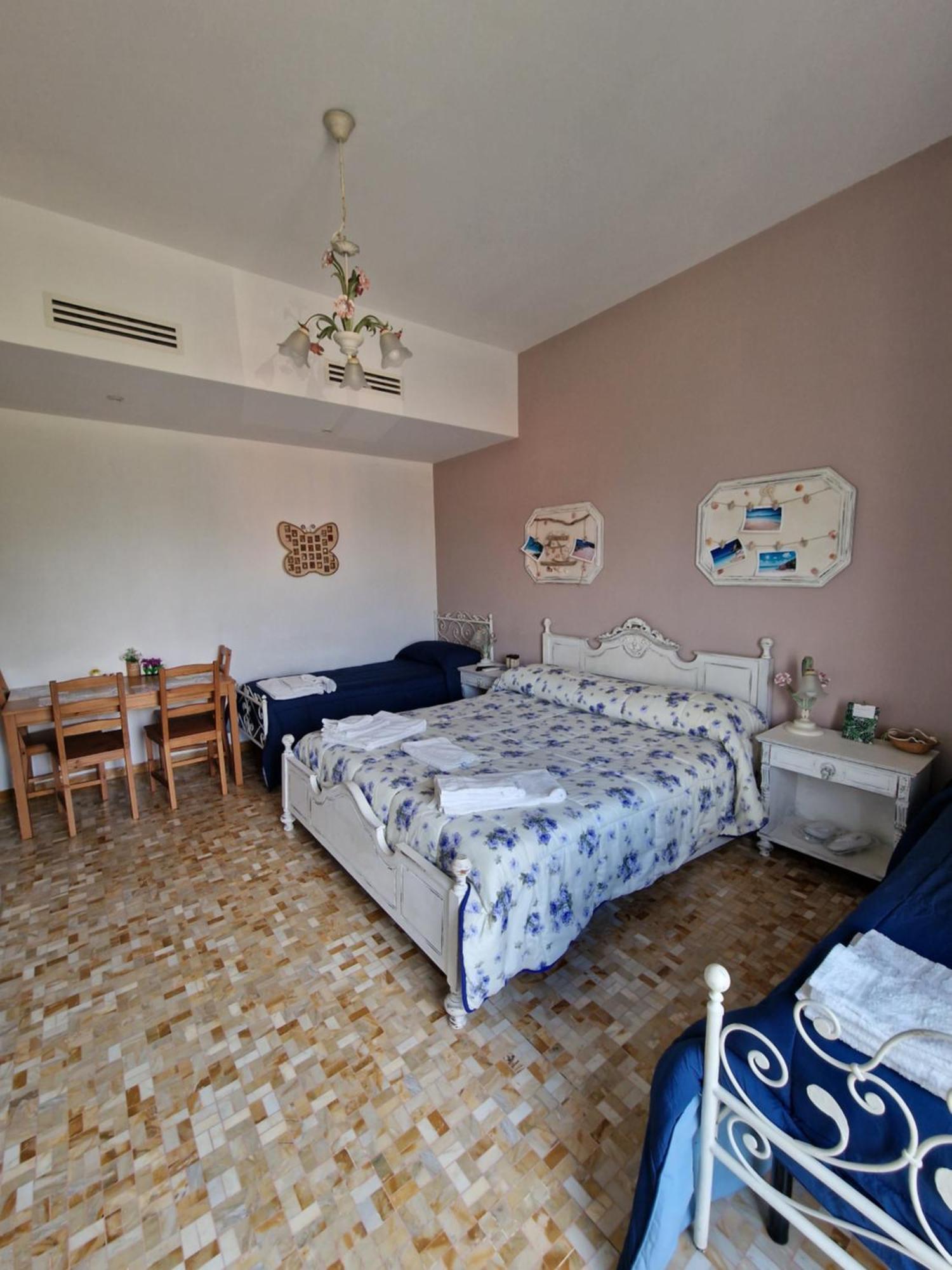 Camere Le Margherite Olbia Eksteriør billede